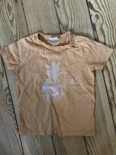 mini boden Shirt Jungen 4-5 J Gr. 110 Orange Ananas Bestickt Sehr Gut Erhalten