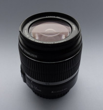 Canon EF-S 18-55mm f/3.5-5.6 IS  Objektiv für Canon EOS DSLR Kamera