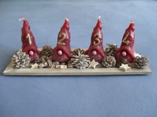 weihnachtdeko,kerzen,adventsgesteck,wichtel,tablett,kienäpfel,tischdeko,kranz,