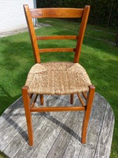 alter Stuhl geflochten,sehr guter Erhaltungszustand, funktionsfähig und stabil