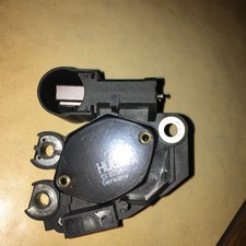 1x Generatorregler HITACHI 130731 u.a. für Alfa Romeo/Audi/BMW/Citroen