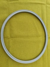 Neue, Original Gummidichtung für Wäschetrockner Bosch T 620  T.Nr. 00 113510