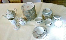 Porzellan Kaffee.- Teeservice, weiß, rote Blumen, BAVARIA,Goldrand,Kuchenplatte