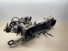 Aprilia SR50 R Factory - Motorblock Motor Kurbelwelle Zylinder Getriebe Ständer 