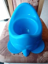 Blauer Nachttopf für Kleinkinder