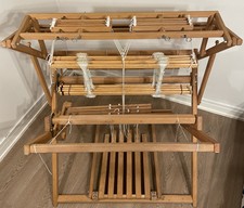 Webstuhl Mora von Künzel, Webbreite 80 cm, zusammenklappbar mit viel Zubehör