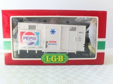 LGB Gartenmessgerät 4031 4-Rad Kühlwagen Pepsi, mit Schiebetüren