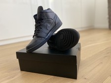 +++ NIKE AIR JORDAN 1 MID Triple Black US 10 EUR 44 Sneakers   ++ Neuwertig+++