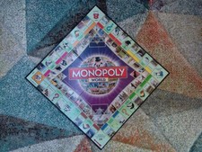 Monopoly World von Parker mit elektronischen Bankkartenleser