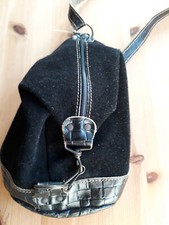 kl.Rucksack/Tasche, Velourleder/Leder, schwarz, guter Zustand