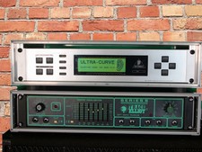 Behringer Ultracurve Equalizer - Analyser  DSP 8000