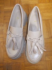 ZARA CHUNKY LOAFER in beige-camel mit Troddeln und dicker Sohle in Gr. 39 NEU