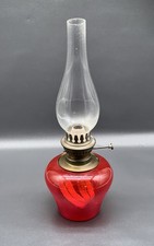 hübsche alte Petroleum Lampe Messing rot unbenutzt #3000