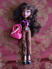 Coole, kleine MODEPUPPE "Barbie" Gelenkpuppe TM (R) + (C) 2001 MGA E. (Handicap)