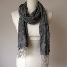 Scarf Schal gestreiftes Muster Fransen von H&M aus 100% Baumwolle