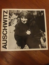 Ausstellungsbuch: Bilder Und Dokumente Auschwitz. Erlös wird gespendet.