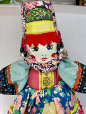 Vintage handgefertigte russische Puppe aus Stoff mit Ständer ca. 13" in Höhe Sammlerstück