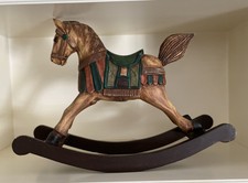 Schaukelpferd alt zur Deko