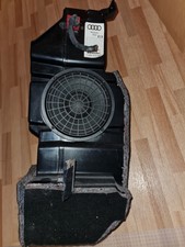 Original Audi Avant A6 S6 RS6 4B  Subwoofer Bassbox -  Blaupunkt 4B9 035 382 BNO