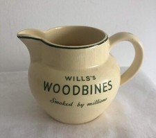 Ein schönes Vintage wird die woodbines alte Bar Whiskey/Schnaps/Zähler Wasser Krug