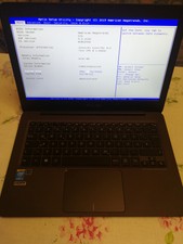Asus Zenbook UX305F 8 gb RAM Intel Core M-5Y10c Prozessor