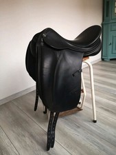 Erreplus Adelinde tiefer Sitz 17" 32 Kammer SL-Kissen Klettpausche Dressursattel