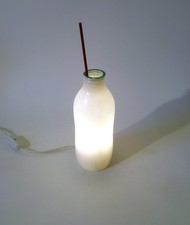 70s Leuchte Milchflasche Pop Art Glas Lampe „milk bottle“ table lamp annees 70