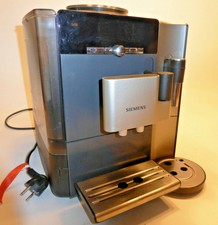 Siemens Kaffee/Espressovollautomat eq.7 Milchschäum."für Bastler" kleiner Defekt
