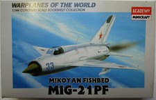 Plastik- Bausatz Mig 21 PF von Academy 4426 im Maßstab 1:144