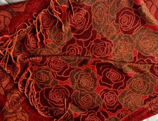 Damen SCHAL REINE SCHURWOLLE Orange-roten Geblümt 100%WOLLE Fransen Strick 87x64