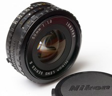Nikon Series E 1,8/50mm Objektiv für Spiegelreflexkamera mit F-Baj. ++ flach!