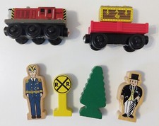 Piratenschatzbucht Salzzugwagen Menschenschild Baum - Thomas Holzbahn