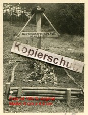 Frankreich , Panzer Regiment 7 , Panzer Grab mit Barett bei Saint Fuscien (2)