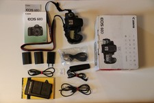 Canon EOS 60D DSLR Kamera Nur Gehäuse / Body (unter 34.000 Auslösungen)