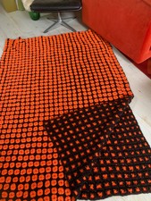 HANDARBEIT--TEPPICH---DECKE--GEHÄKELT--VINTAGE--orange braun--Blumen--UNIKAT---