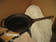 Große Gusseiserne Pfanne Bratpfanne Steakpfanne Riesenpfanne