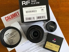 Neuwertiges Canon RF 16mm f/2.8 STM Objektiv inkl. Filter und Gegenlichtblende 