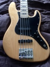 Fender Squier vintage modified Jazz Bass V 5 Saiter