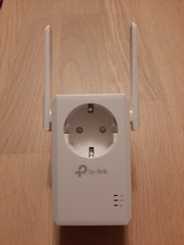 WLAN-Repeater mit integrierter Steckdose (300 Mbit/s) TP-LINK TL-WA860RE