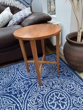 Vintage Poul Hundevad? 1960er Jahre klappbarer runder Teakholz Beistelltisch / Pflanzenständer