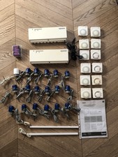 Uponor Fussbodenheizung Steuerung funk set unipor 2 Heizverteiler Raumthermostat