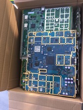 8 Kg ca. PC Schrott ( Alte Platinen ) Gold und andere Metalle