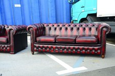 Chesterfield Dreier Sofa in richtig Blut rot Teil 1 von 2 direkt aus England