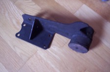 Skoda Garde 120 105 Rapid Motorhalterung mit Silentgummi links CSSR gebr.