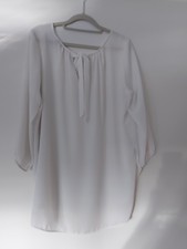 Bluse weiß/leicht transparent Gr. 44