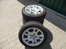 Pirelli RFT Winterreifen 225/50R17 Stahlfelgen BMW X1 E84 DOT10 5-7mm Radkappen