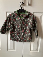 Jungen wasserdichter Regenmantel Alter 12-18 Monate. Käfer und Insekten Thema