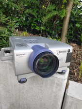 Videoprojektor Sharp XG-P10XE