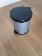 Abfalleimer Kosmetikeimer Mülleimer Treteimer Tretmülleimer Bad Badeimer