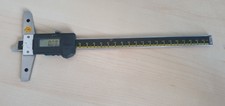 Mitutoyo Tiefenmessschieber Absolute Digimatic digital 200mm Tiefenmaß
